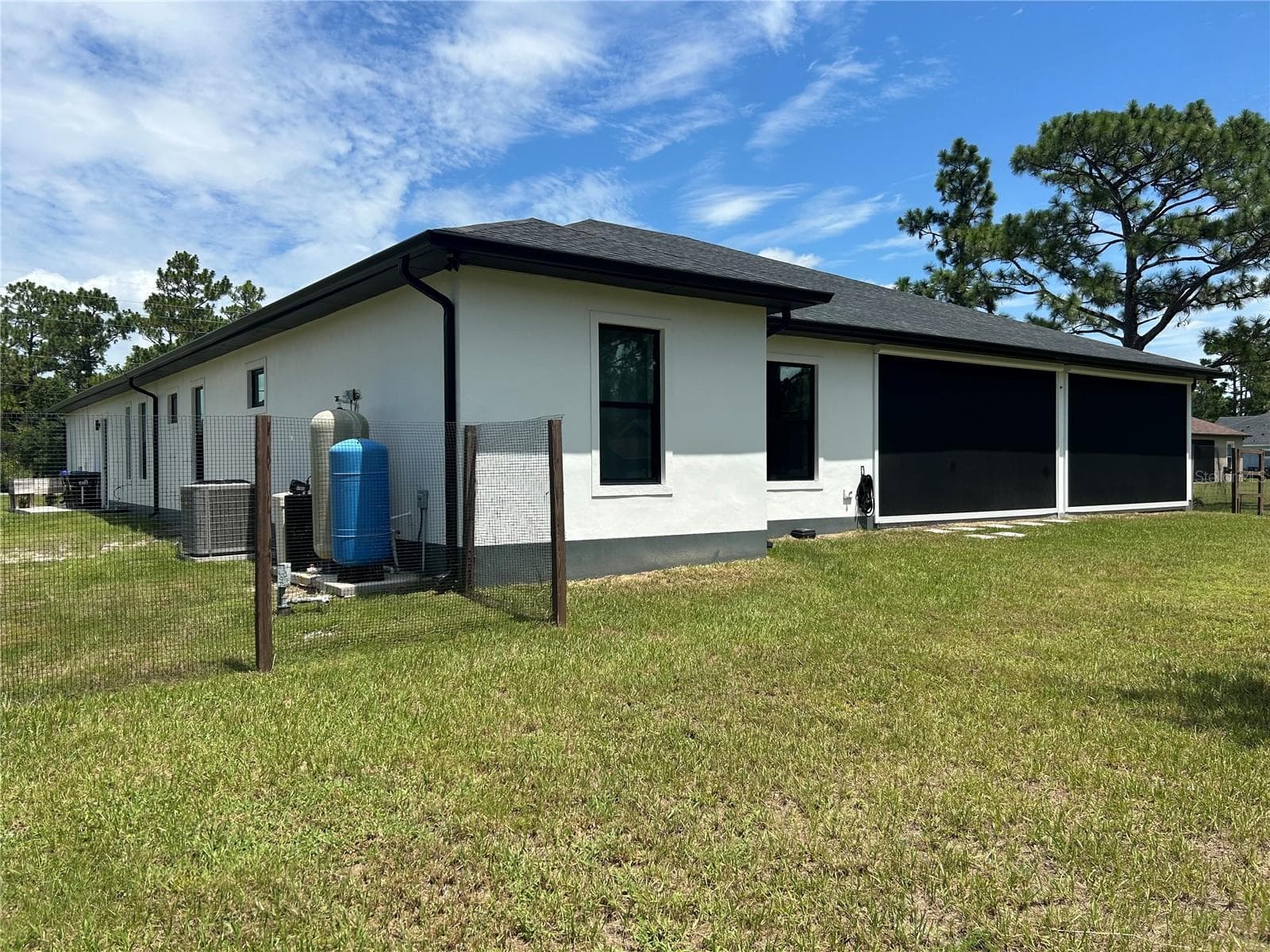Single Family Residence at 19512 MAJESTIC ST, ORLANDO, photo 40 of 48