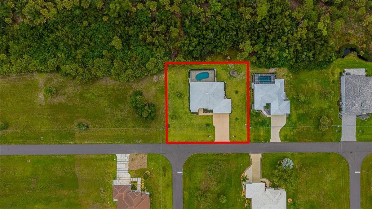 Single Family Residence at 16883 ACAPULCO RD, PUNTA GORDA, photo 37 of 45