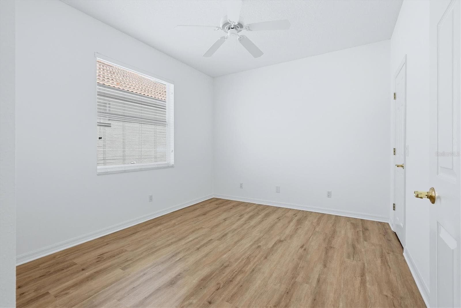Single Family Residence at 9089 WILLOW BROOK DR, SARASOTA, photo 26 of 36