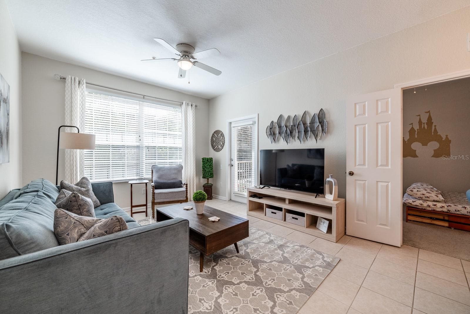 Living Area. - 2778 ALMATON LOOP #204, KISSIMMEE
