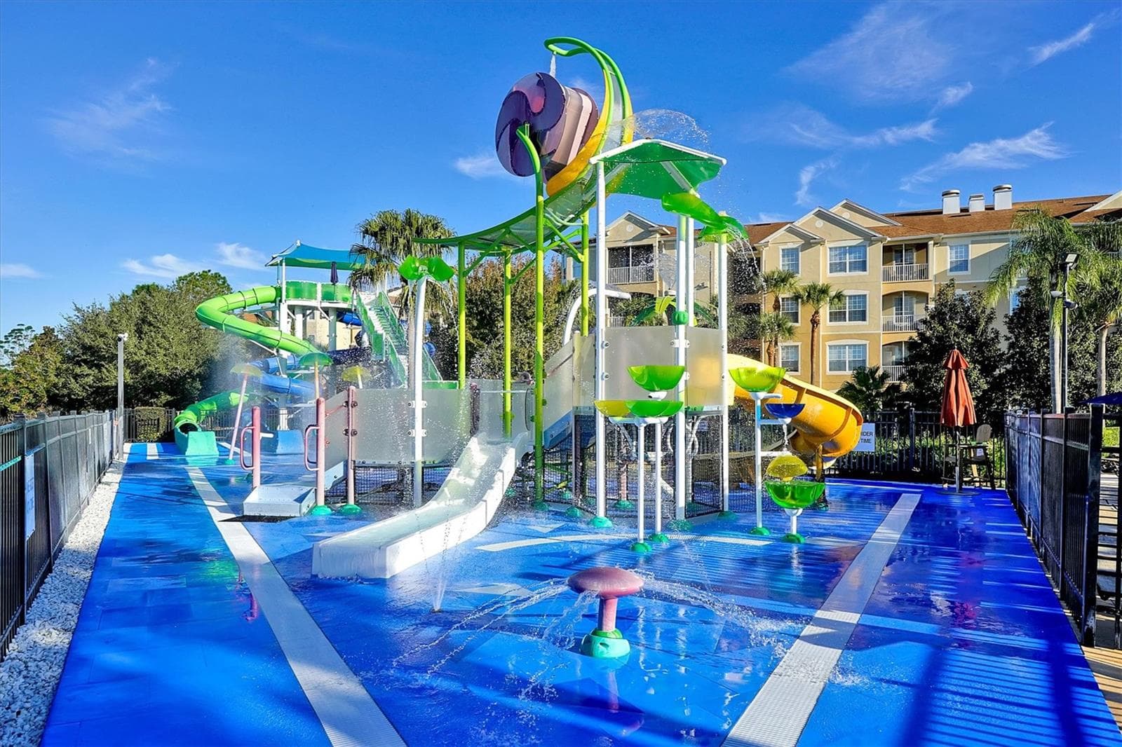 Water Park with splash pad will not disapoint the kids of all ages from your group! - 2778 ALMATON LOOP #204, KISSIMMEE