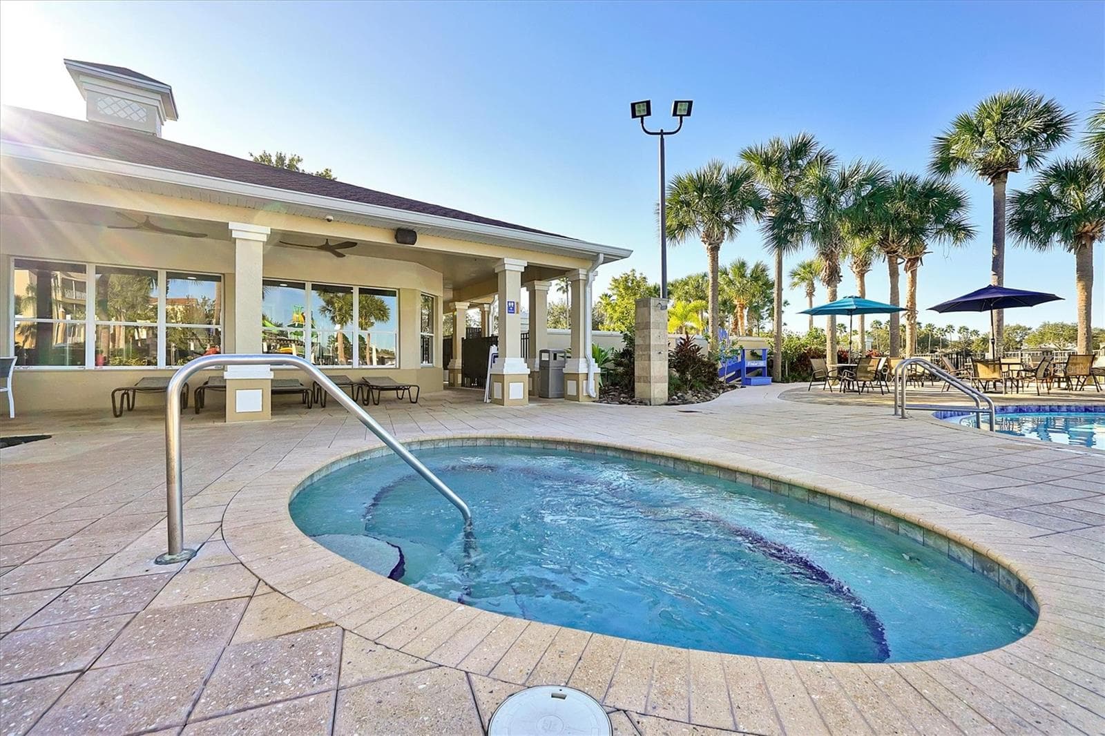 Hot Spa to soak your cares away. - 2778 ALMATON LOOP #204, KISSIMMEE