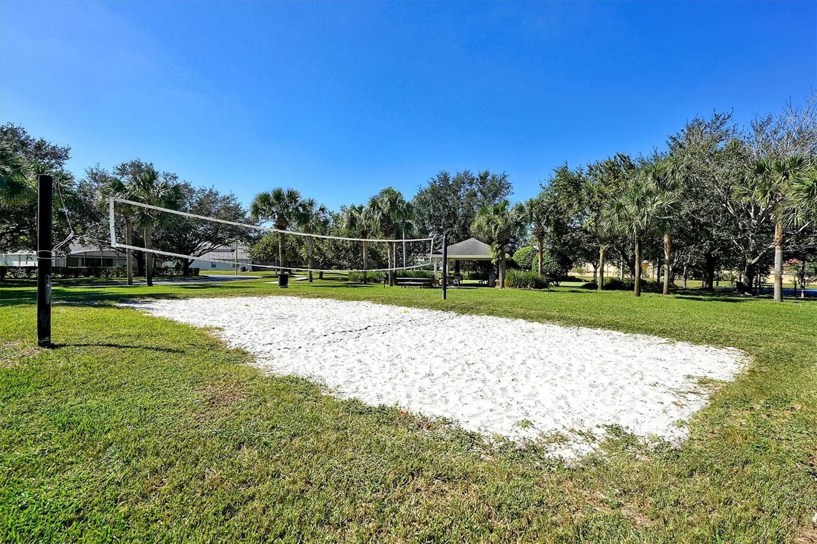 Sand Volleyball - 2778 ALMATON LOOP #204, KISSIMMEE