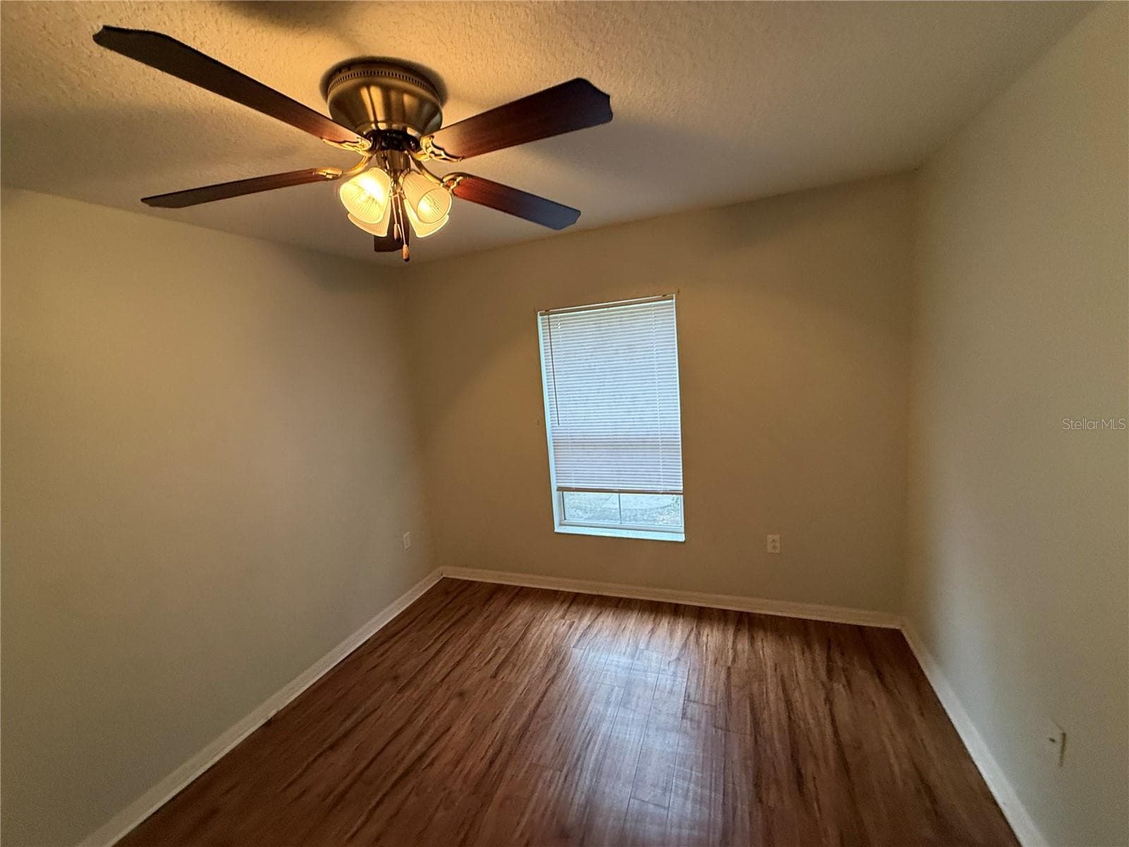 Townhouse at 4521 LIMERICK DR, TAMPA, photo 16 of 19