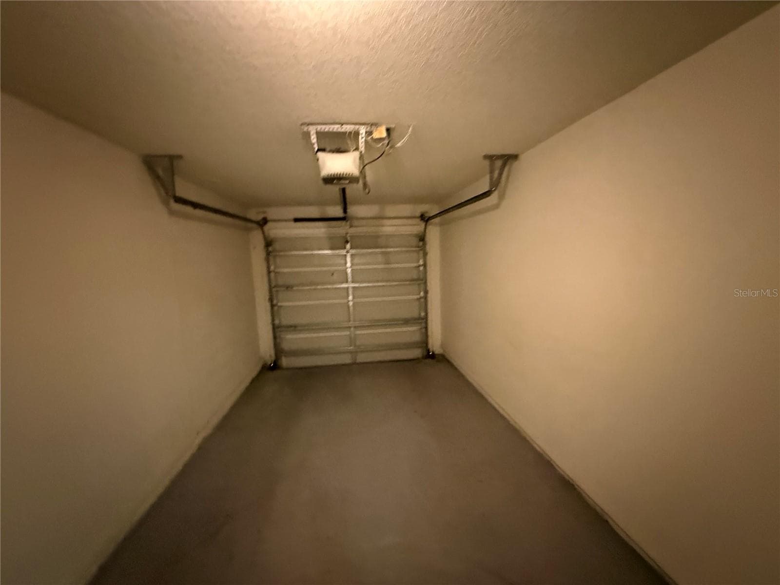Townhouse at 4521 LIMERICK DR, TAMPA, photo 17 of 19