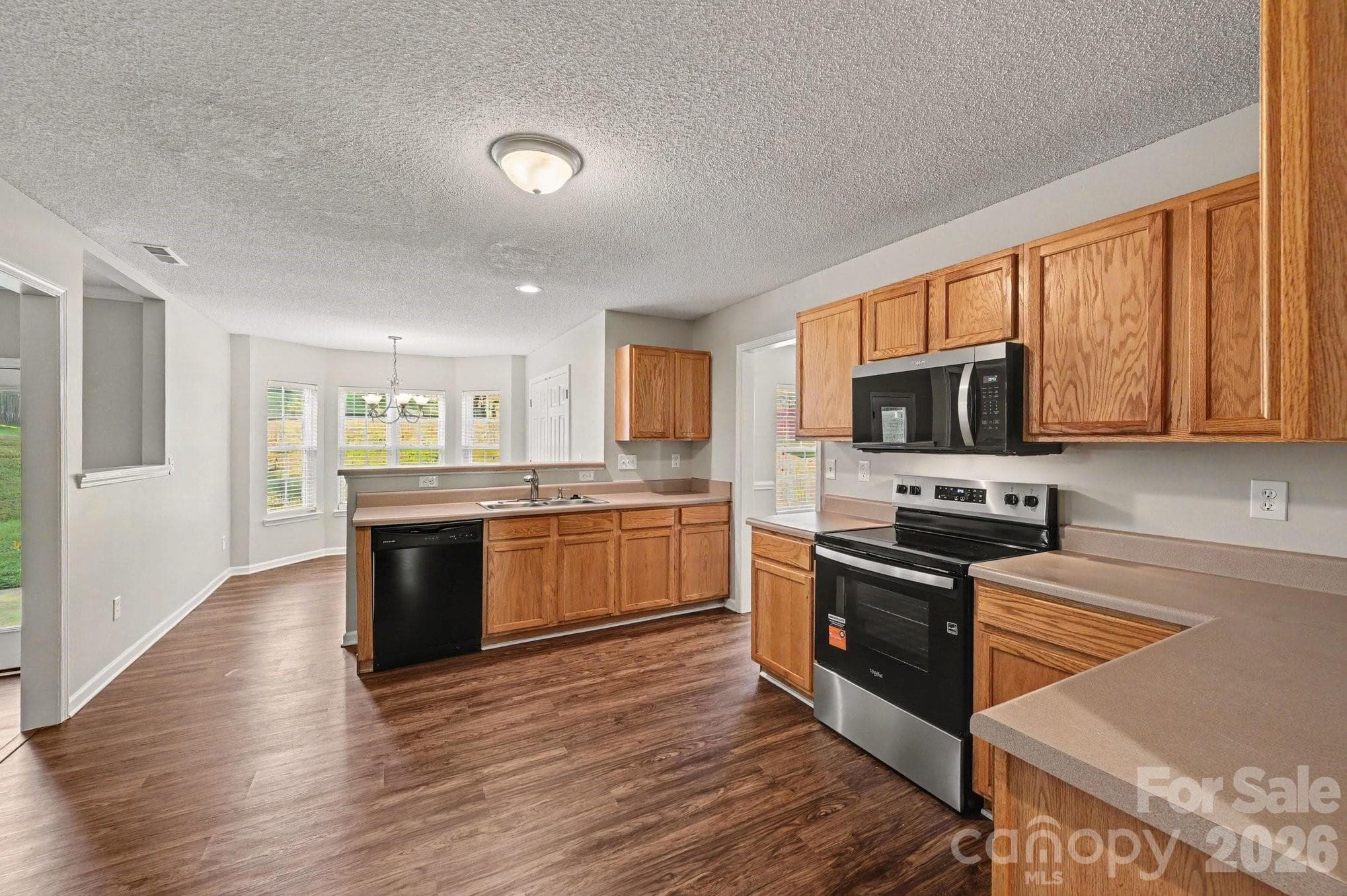Single Family Residence at 11008 Padderborn Court, Charlotte, photo 11 of 34