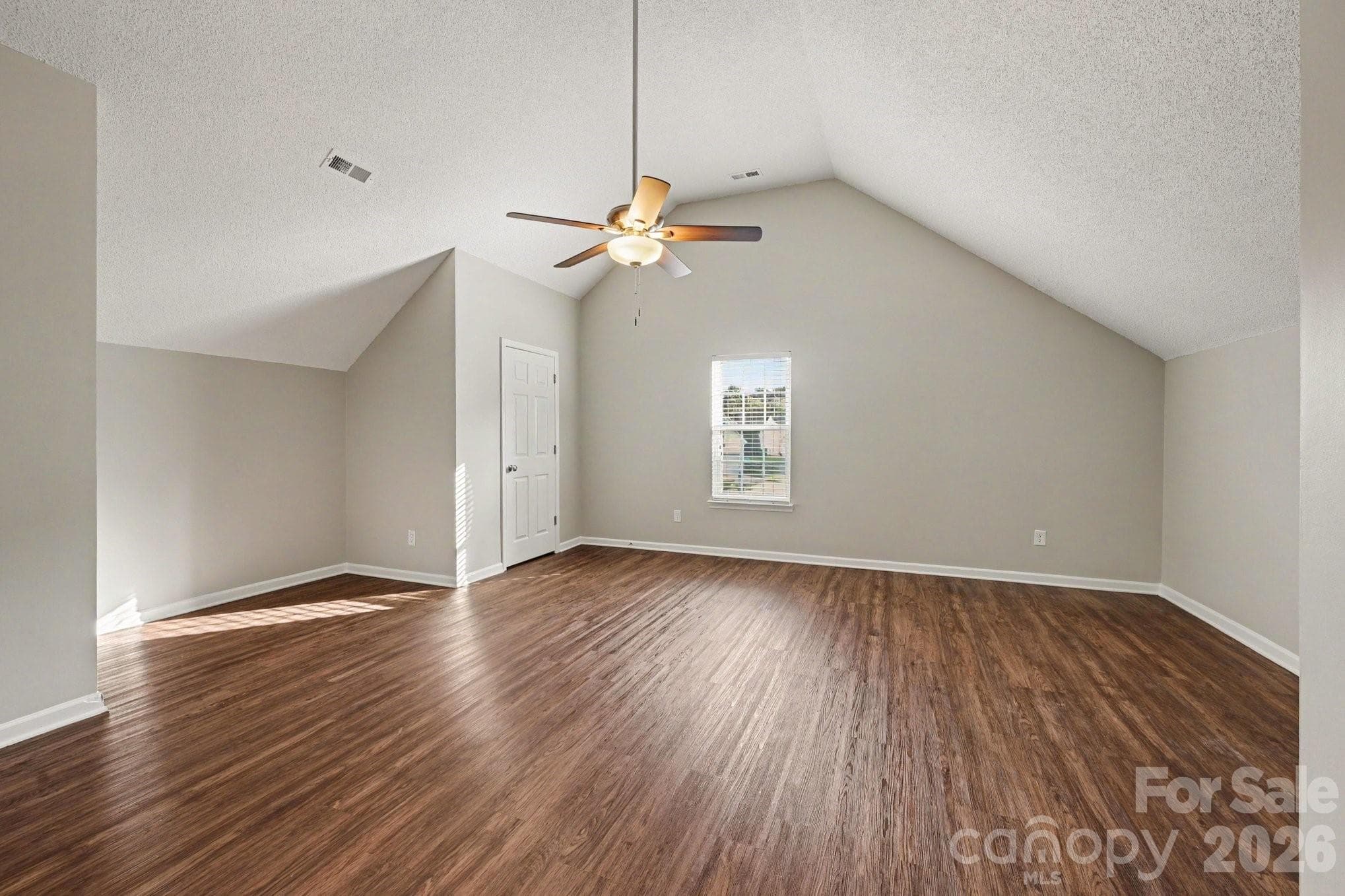 Single Family Residence at 11008 Padderborn Court, Charlotte, photo 20 of 34