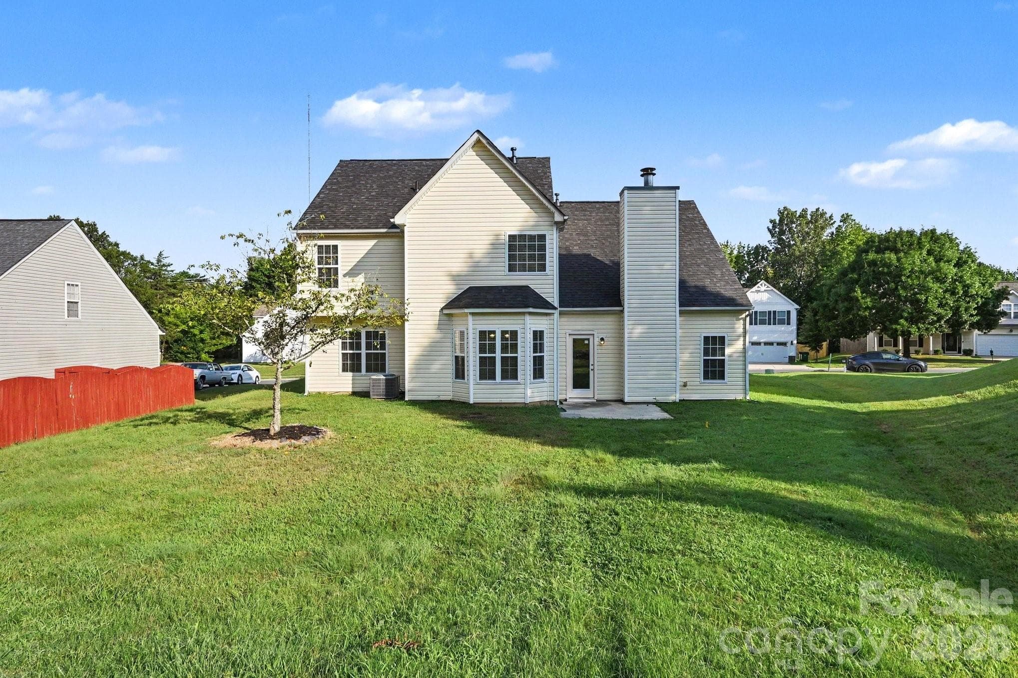 Single Family Residence at 11008 Padderborn Court, Charlotte, photo 33 of 34