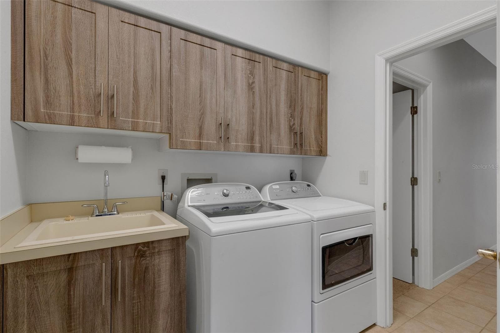 Villa at 4044 PENSHURST PARK, SARASOTA, photo 6 of 100