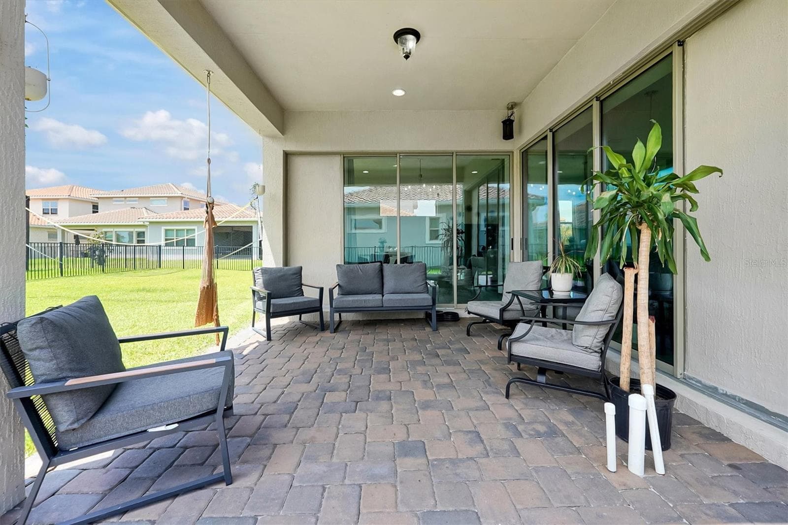 Single Family Residence at 13342 BROMBOROUGH DR, ORLANDO, photo 37 of 74