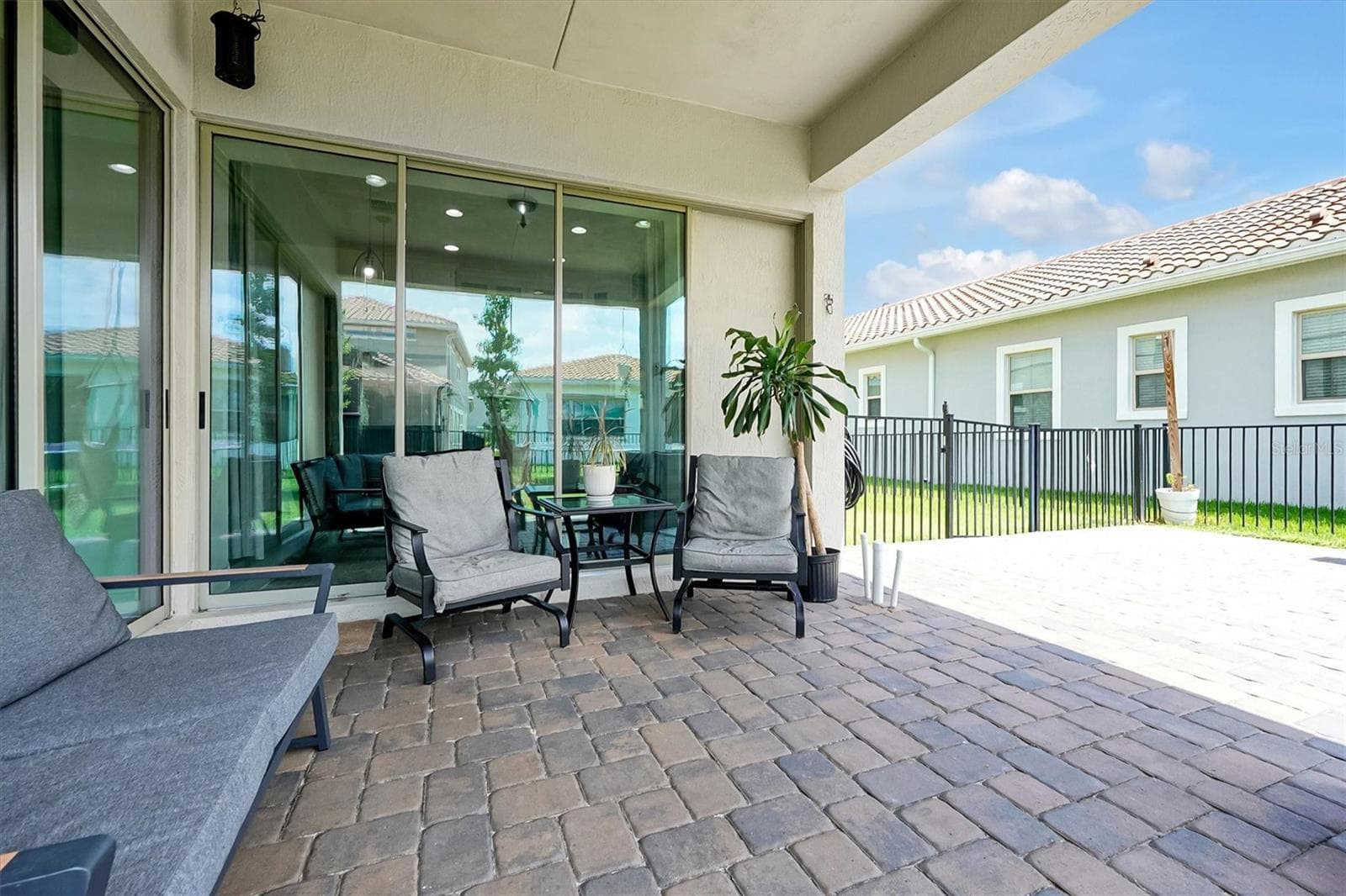 Single Family Residence at 13342 BROMBOROUGH DR, ORLANDO, photo 38 of 74