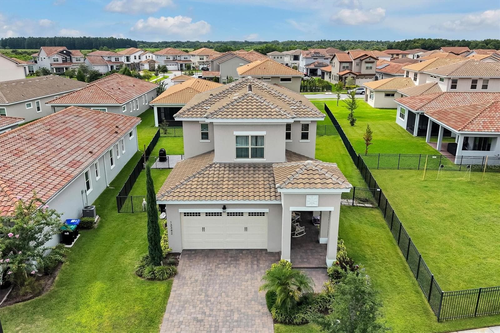 Single Family Residence at 13342 BROMBOROUGH DR, ORLANDO, photo 42 of 74