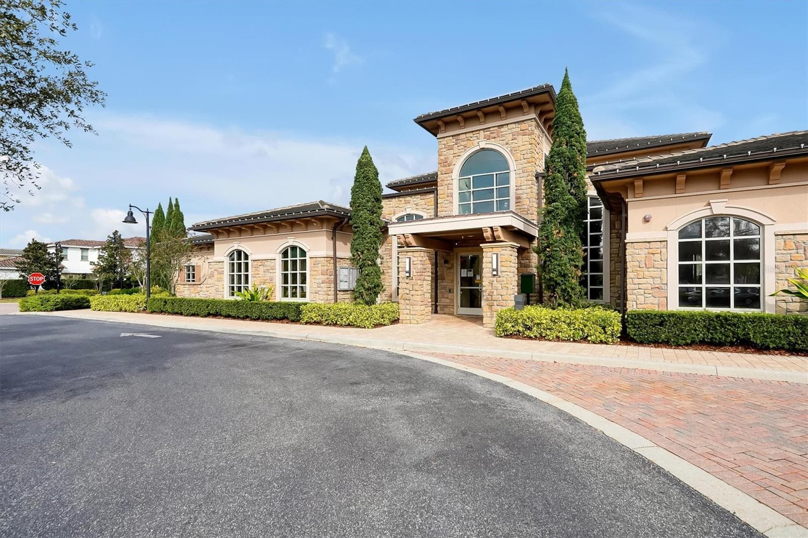 Single Family Residence at 13342 BROMBOROUGH DR, ORLANDO, photo 57 of 74