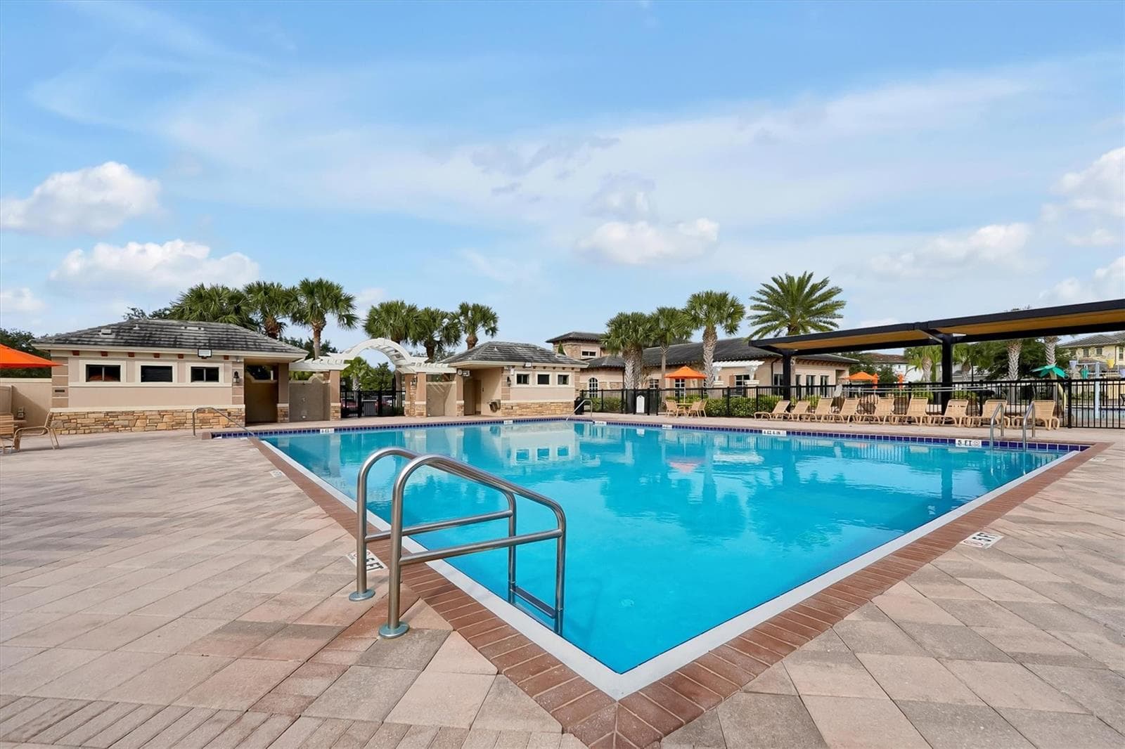 Single Family Residence at 13342 BROMBOROUGH DR, ORLANDO, photo 61 of 74