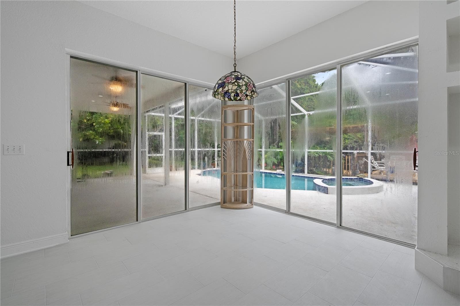 Single Family Residence at 3239 GLENWOOD CIR, HOLIDAY, photo 15 of 57
