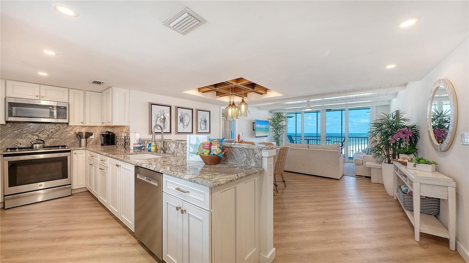 Condominium at 6300 MIDNIGHT PASS RD #809, SARASOTA, photo 5 of 40