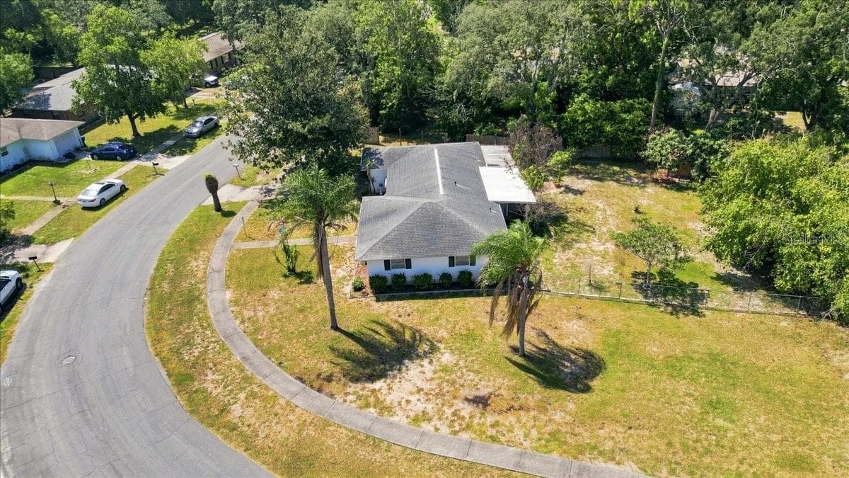 Single Family Residence at 7222 HOLIDAY DR, SPRING HILL, photo 27 of 30