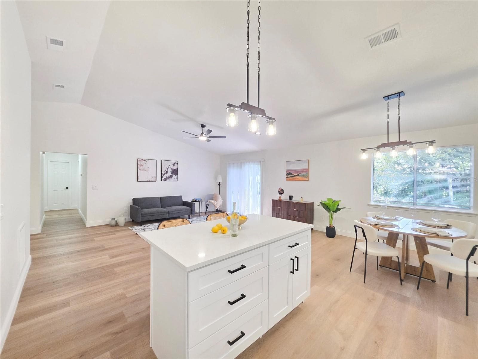 Single Family Residence at 850 ARIES RD W, JACKSONVILLE, photo 15 of 52