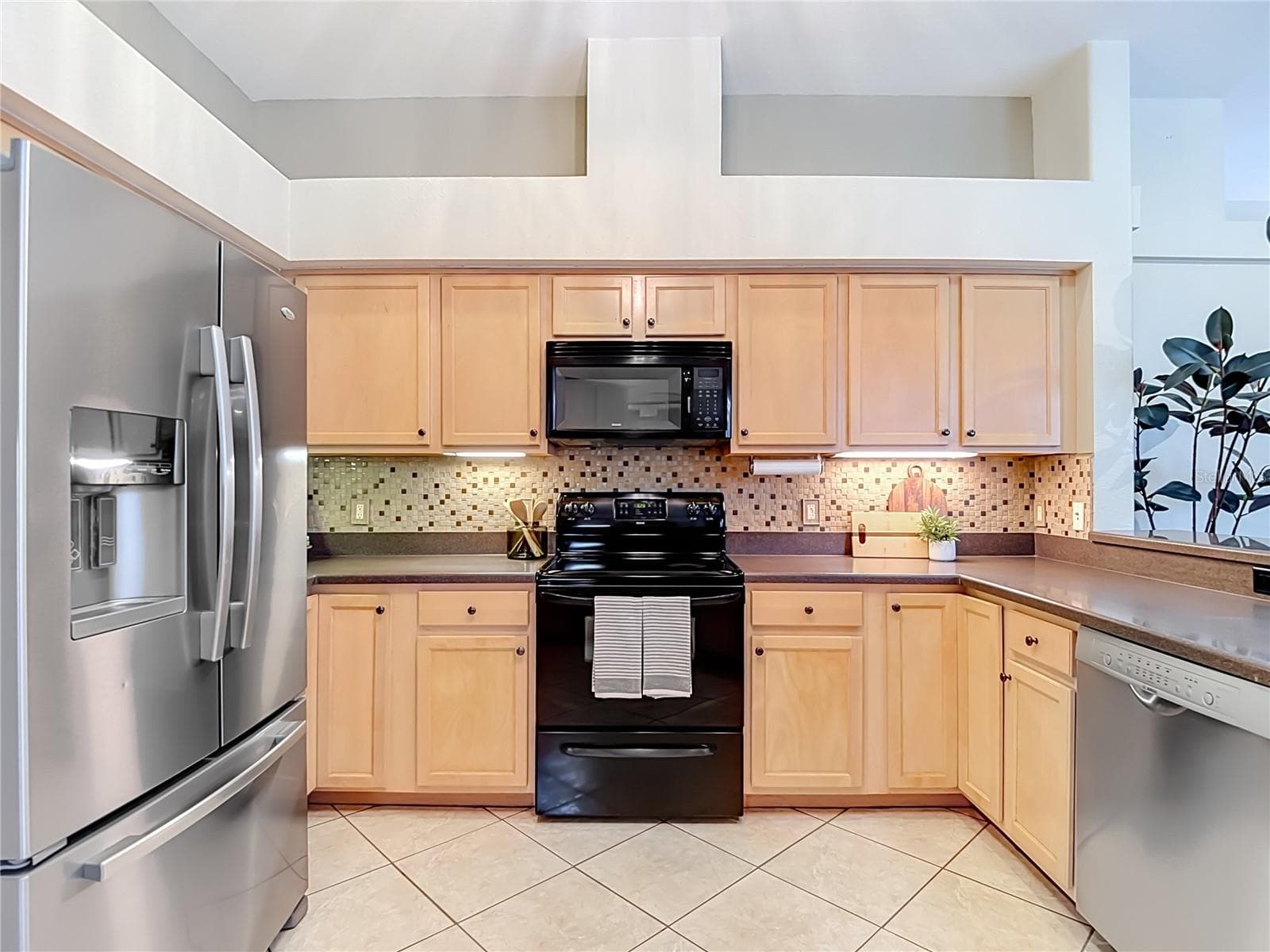 Single Family Residence at 21629 SILVER BAY PL, LAND O LAKES, photo 9 of 49