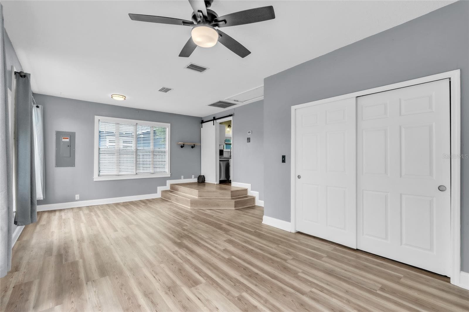 Single Family Residence at 5706 N CHEROKEE AVE, TAMPA, photo 26 of 39