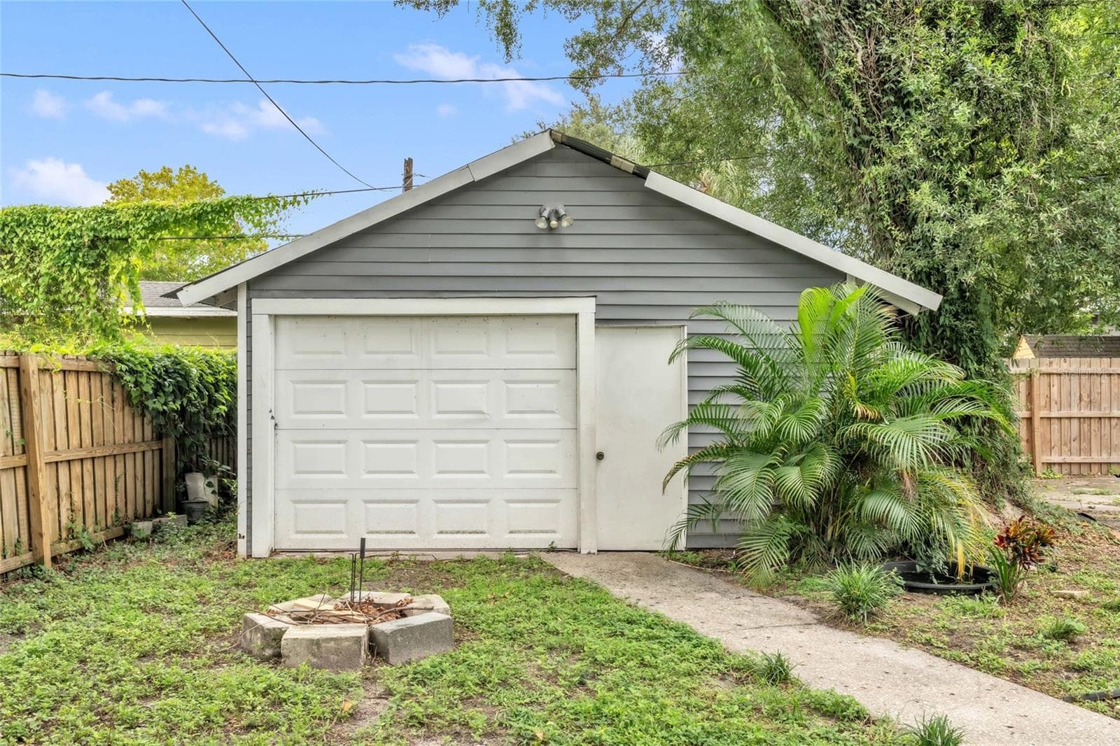 Single Family Residence at 5706 N CHEROKEE AVE, TAMPA, photo 30 of 39