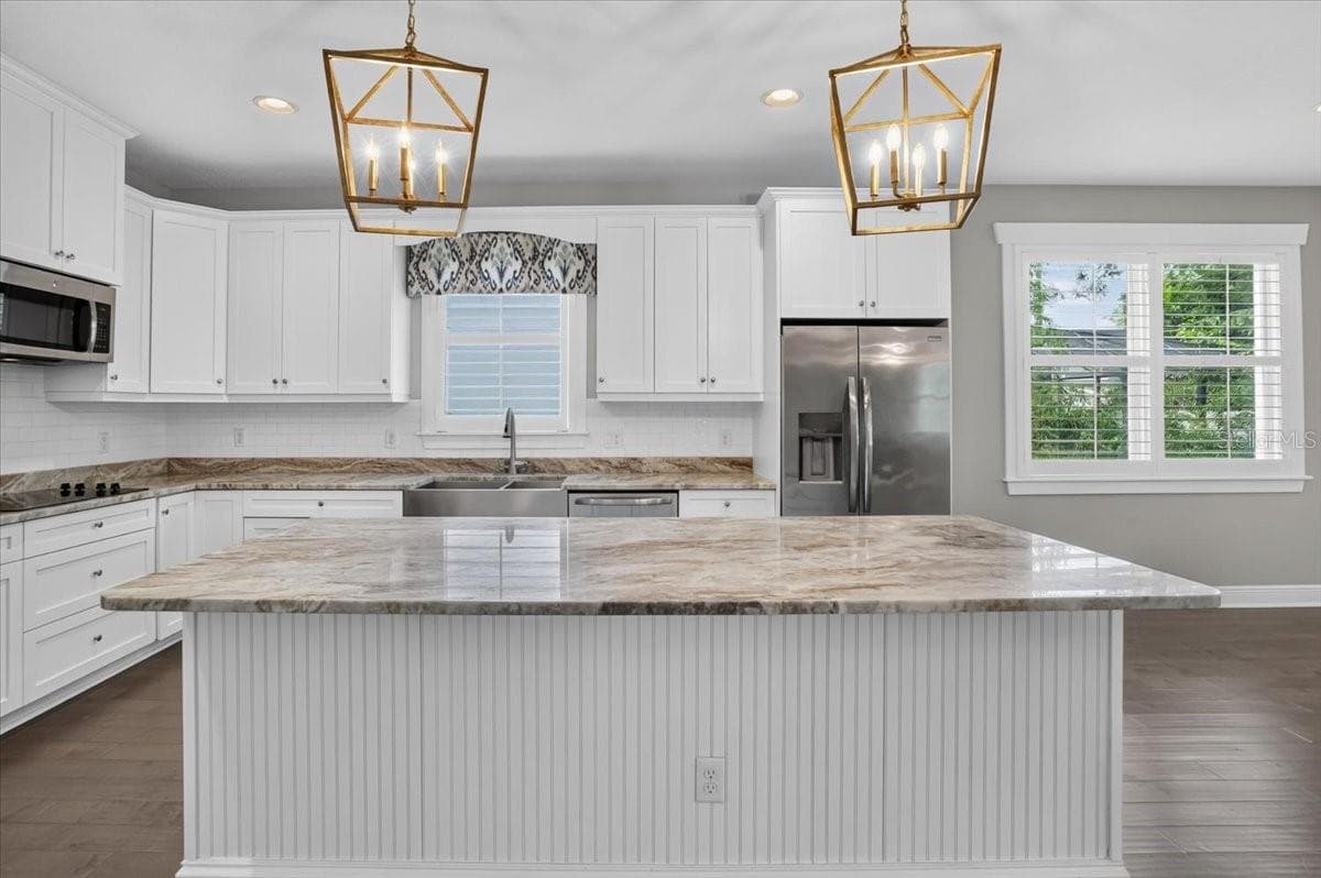 Single Family Residence at 3615 W RENELLIE CIR, TAMPA, photo 13 of 76