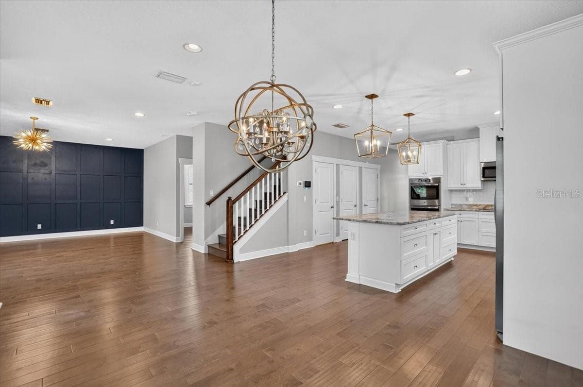 Single Family Residence at 3615 W RENELLIE CIR, TAMPA, photo 25 of 76