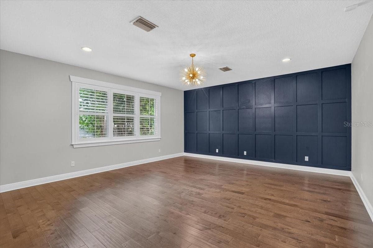 Livingroom - 3615 W RENELLIE CIR, TAMPA