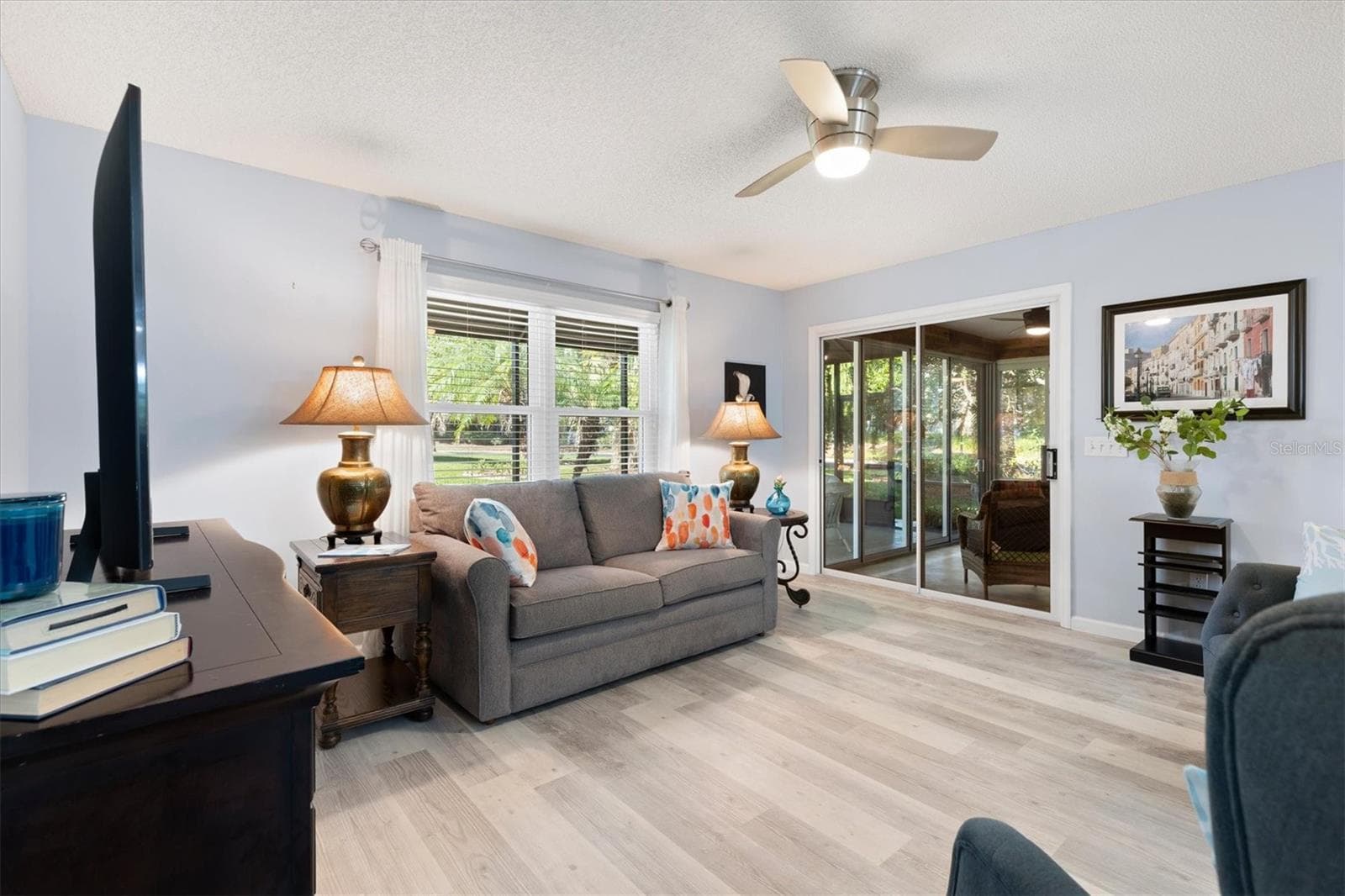 LIVING ROOM - 1426 JUAREZ PL, THE VILLAGES