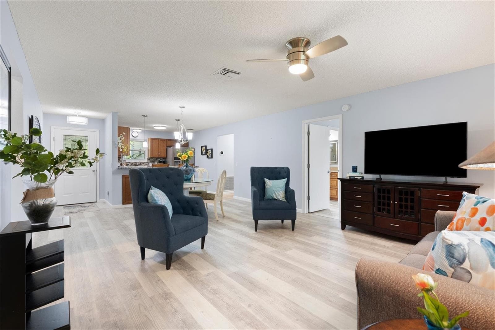 OPEN CONCEPT - 1426 JUAREZ PL, THE VILLAGES
