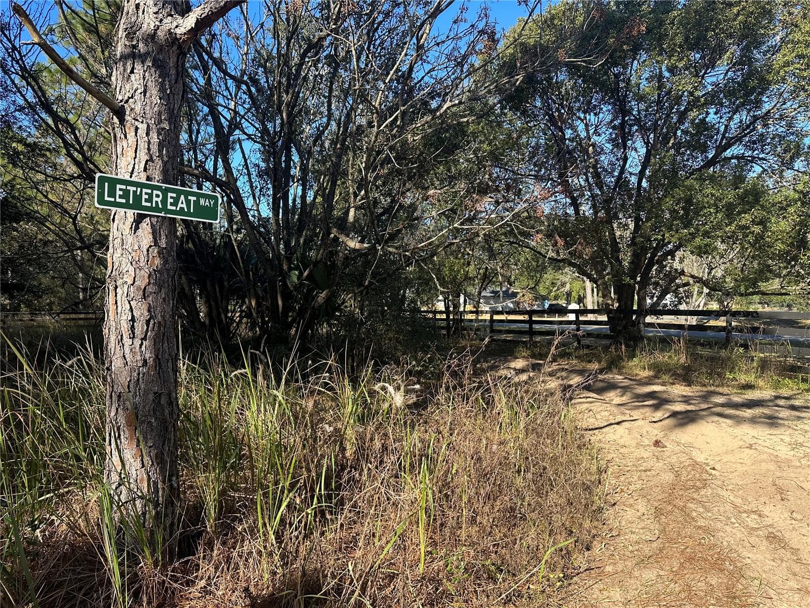 dirtbike track - 2406 LAKE ELLA RD, FRUITLAND PARK