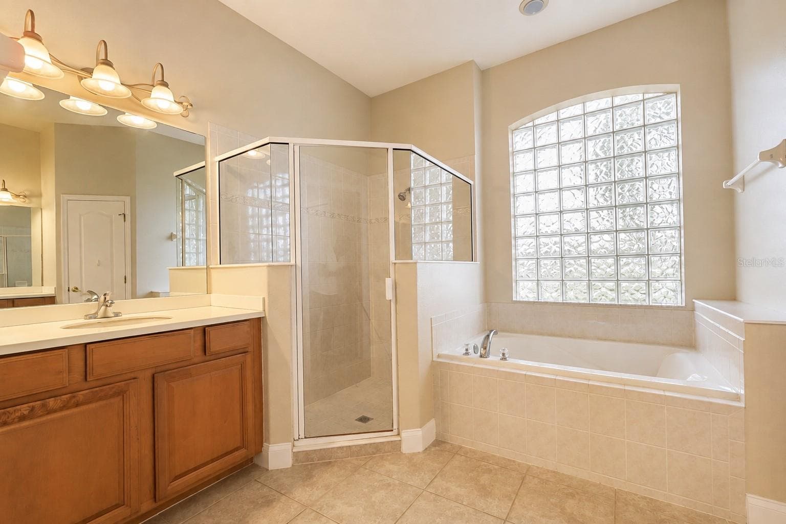 Primary Bathroom - 197 BRANDY CREEK CIR SE, PALM BAY