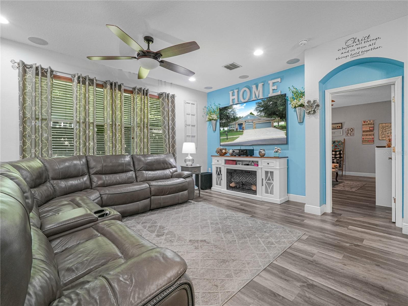 Single Family Residence at 112 PECORRI CT, AUBURNDALE, photo 8 of 47
