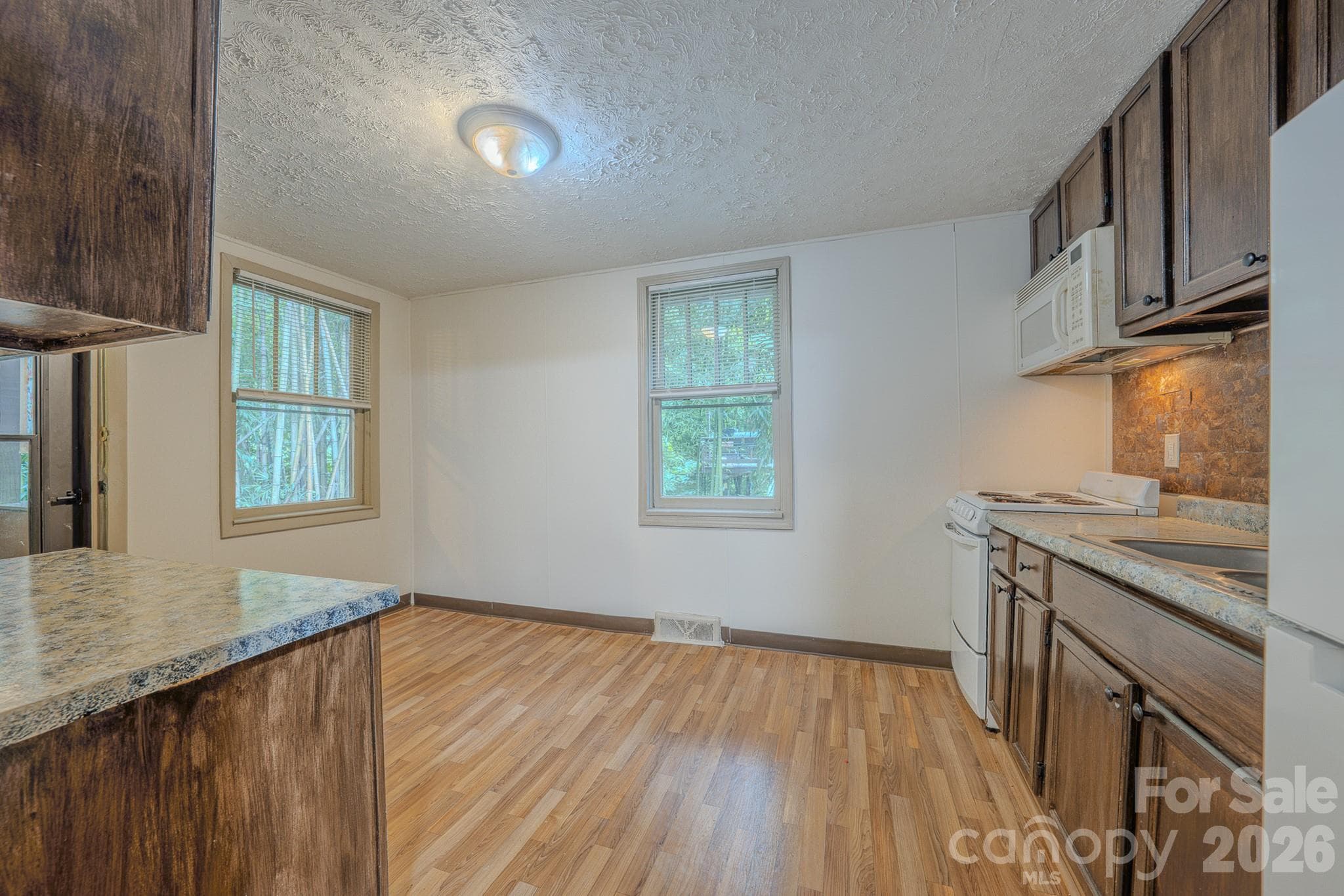 Single Family Residence at 298 State Street, Asheville, photo 12 of 33
