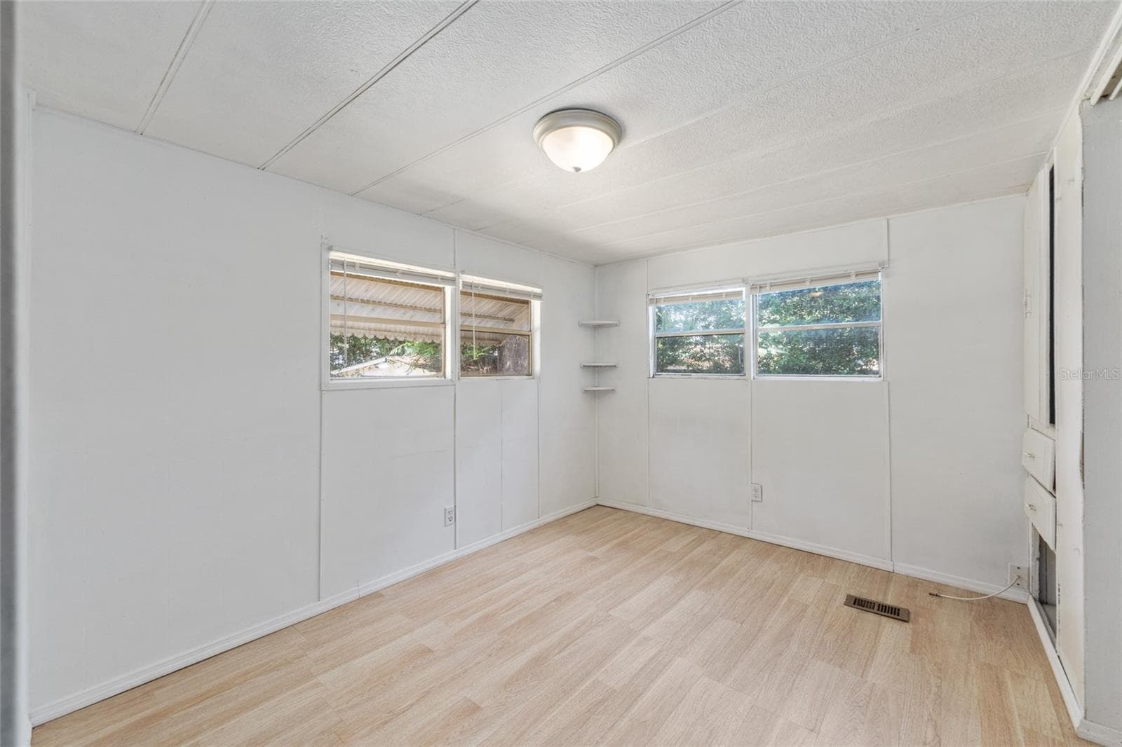 Mobile Home at 2901 SW 91ST ST, OCALA, photo 11 of 20
