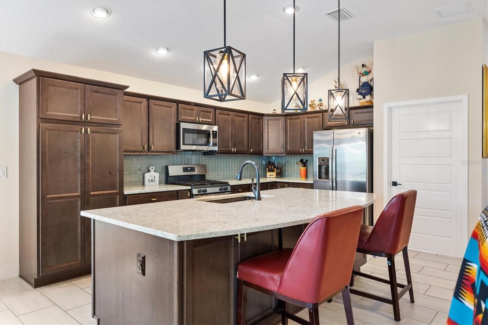Single Family Residence at 575 RANDALL RD, THE VILLAGES, photo 11 of 49