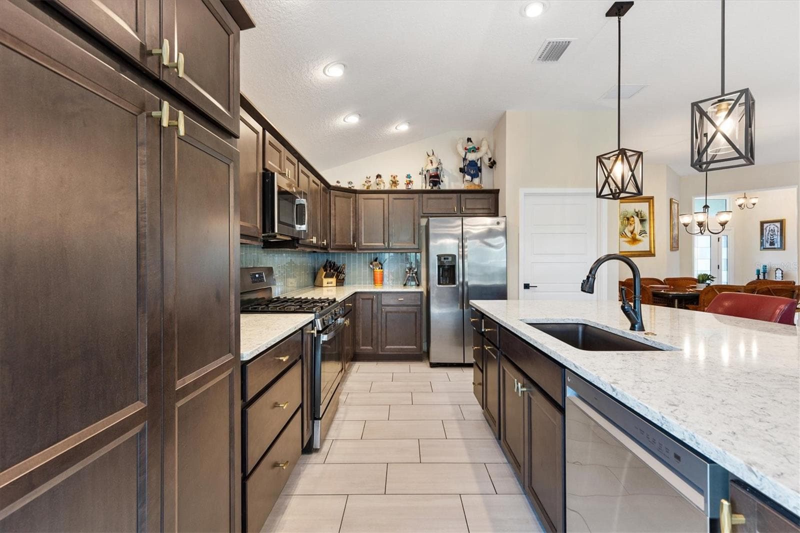 Single Family Residence at 575 RANDALL RD, THE VILLAGES, photo 14 of 49