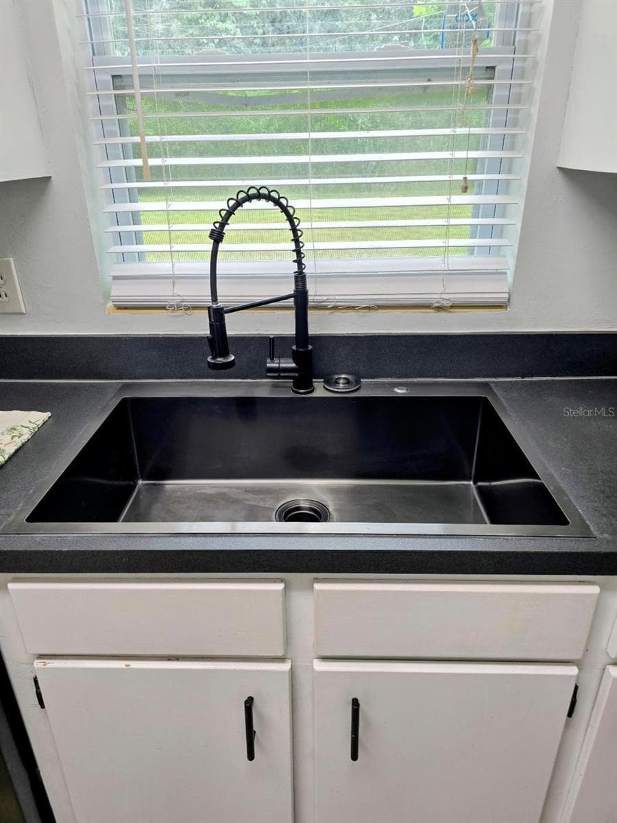 Black S.S Farmers Sink! - 3501 NW 17 TER, GAINESVILLE
