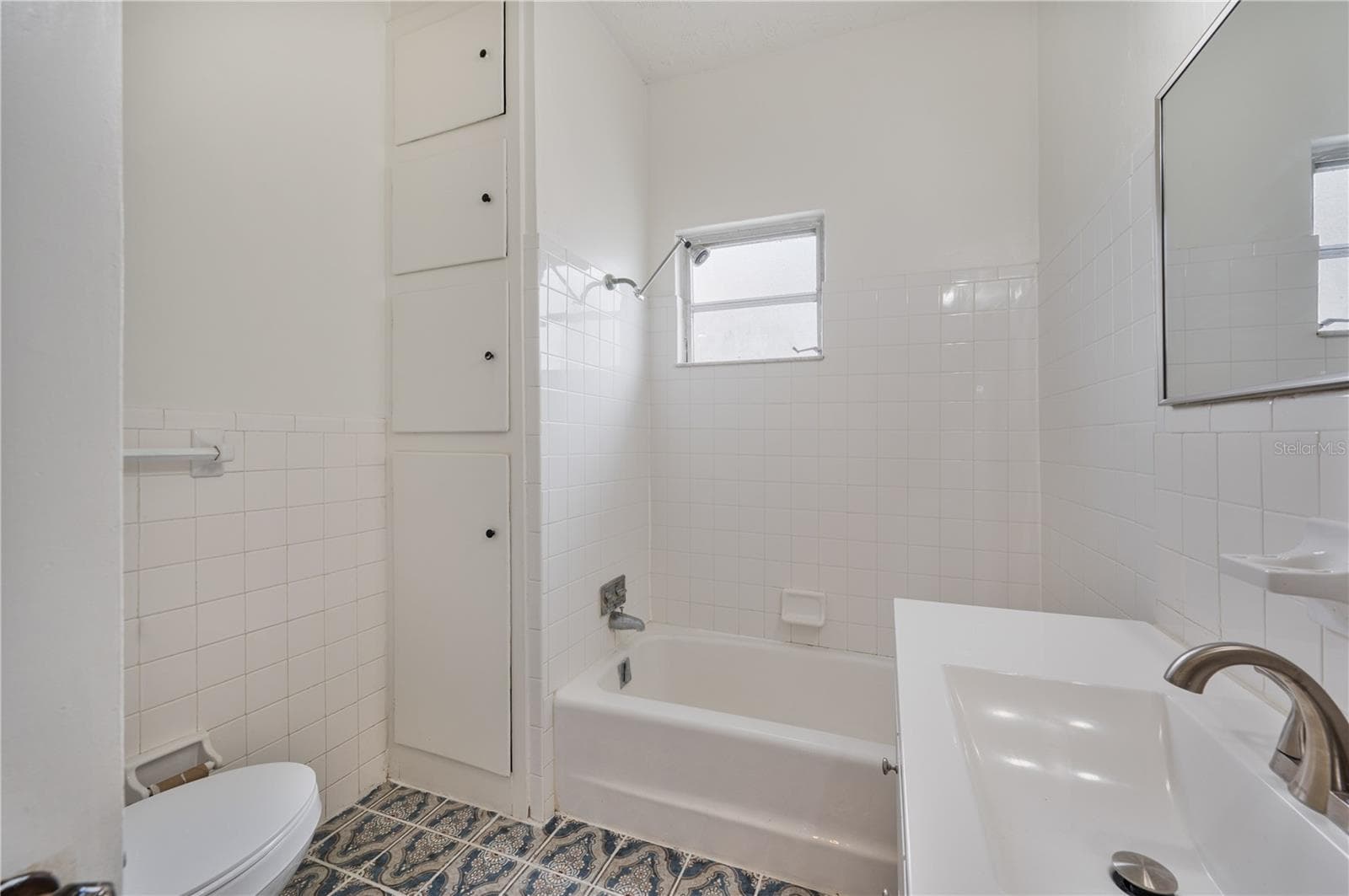 Full bathroom - 816 S INGRAHAM AVE, LAKELAND