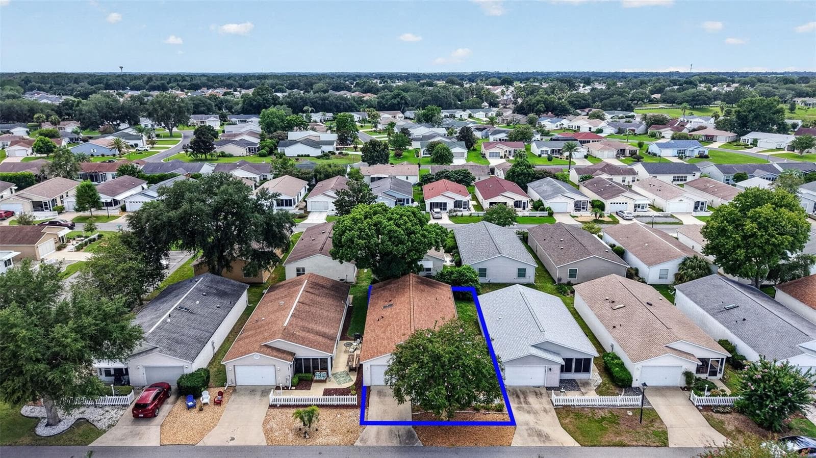 Villa at 1606 CAMPOS DR, THE VILLAGES, photo 34 of 43