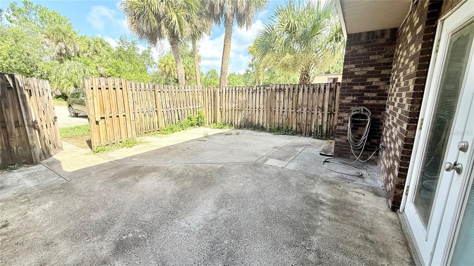 Townhouse at 202 TERRACE CT, SANFORD, photo 8 of 35