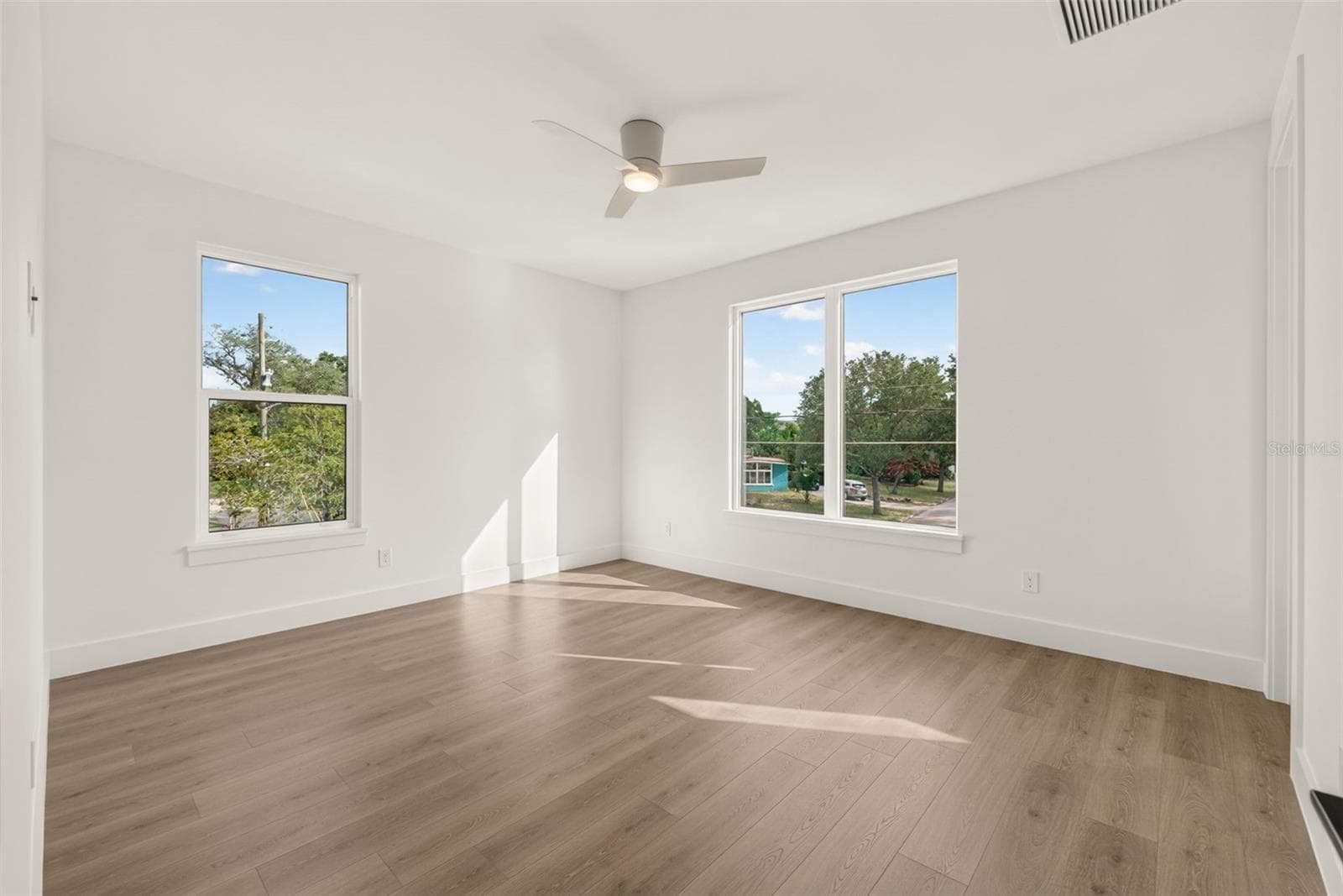 Single Family Residence at 1205 FALCON DR, ORLANDO, photo 46 of 79