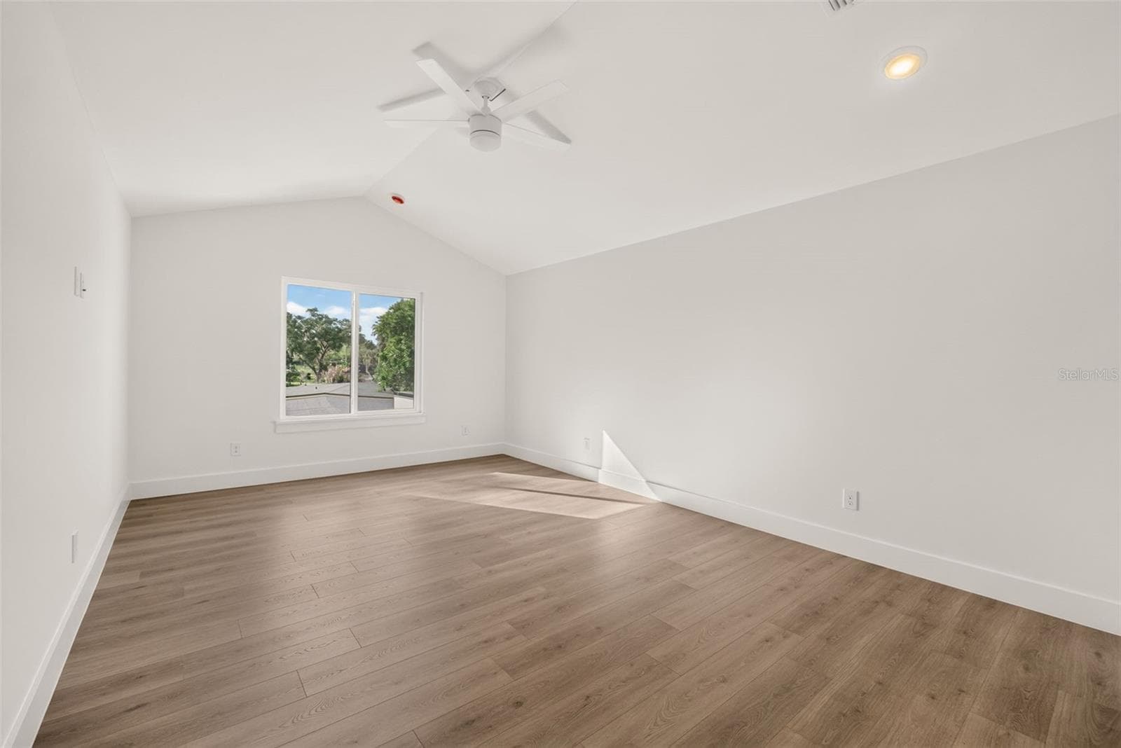 Single Family Residence at 1205 FALCON DR, ORLANDO, photo 50 of 79