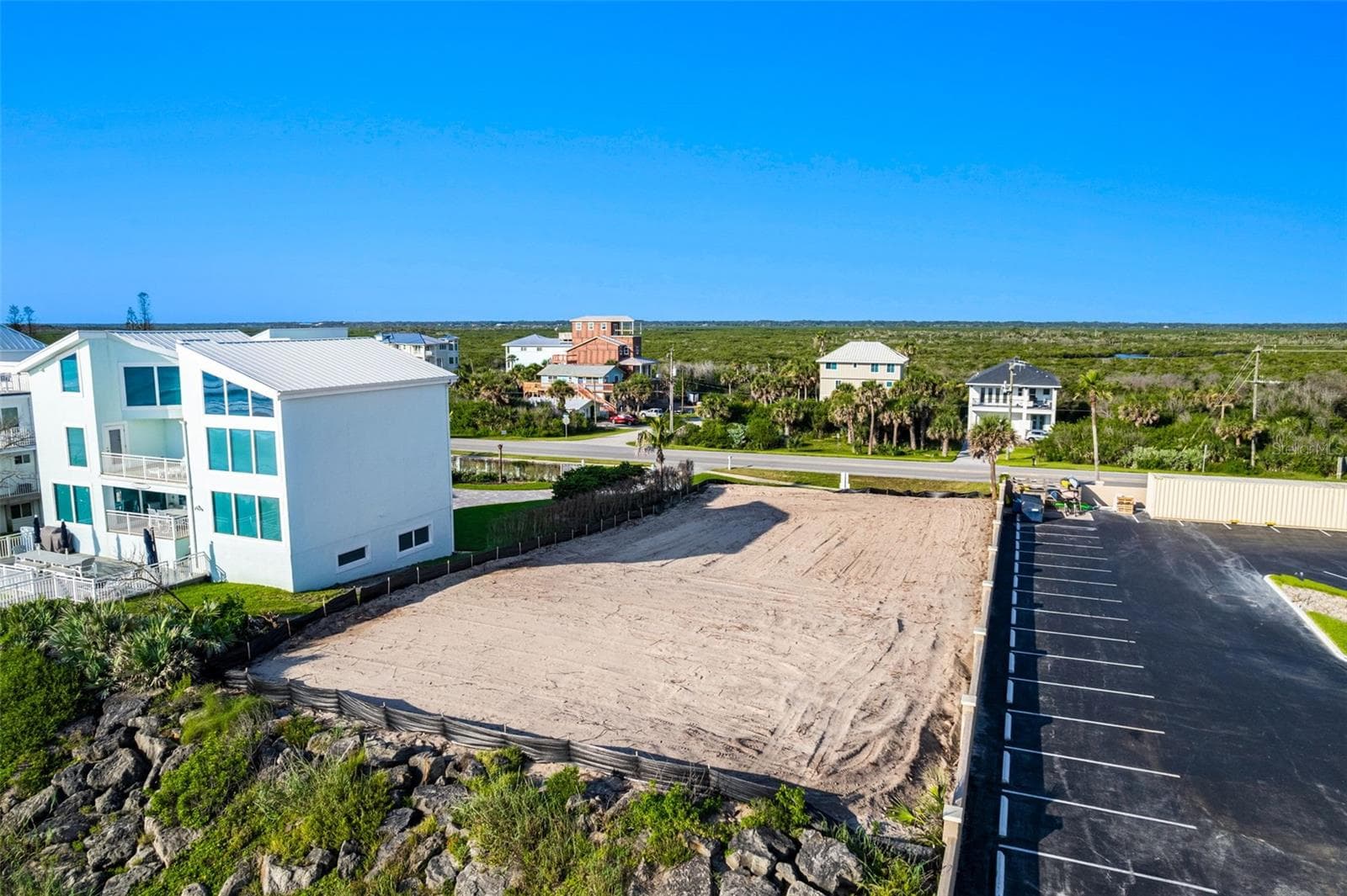 Single Family Residence at 5575 S ATLANTIC AVE, NEW SMYRNA BEACH, photo 12 of 28