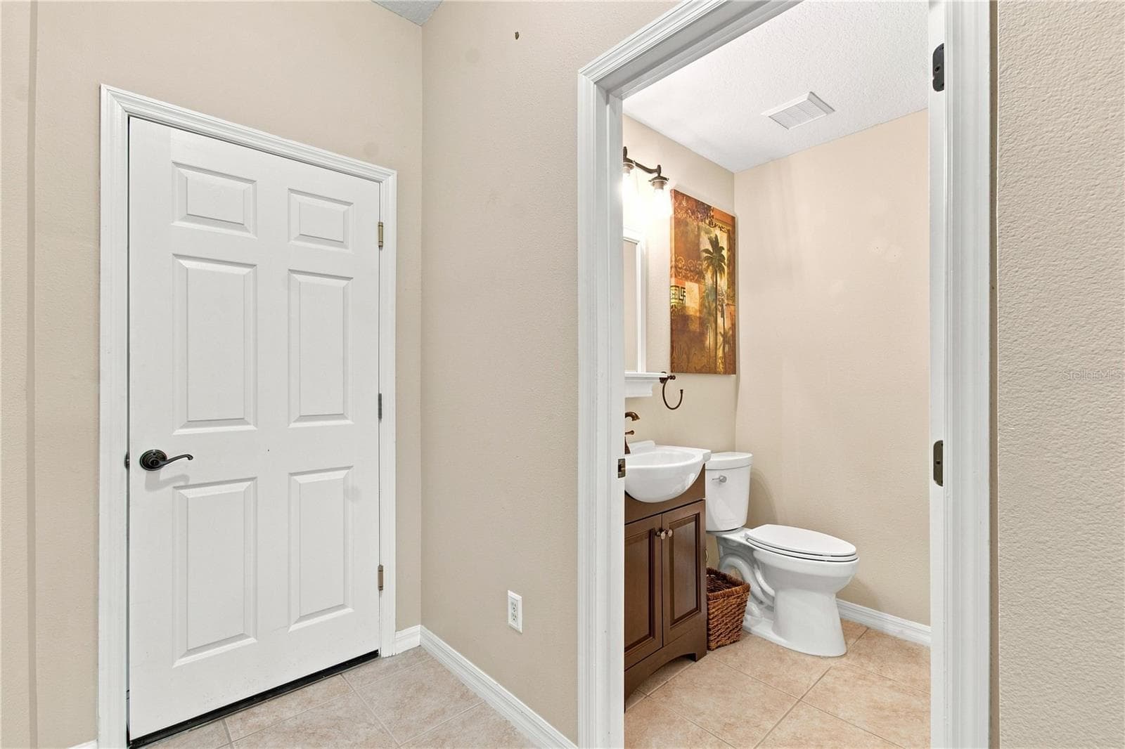 Townhouse at 2251 PARK CRESCENT DR, LAND O LAKES, photo 6 of 49