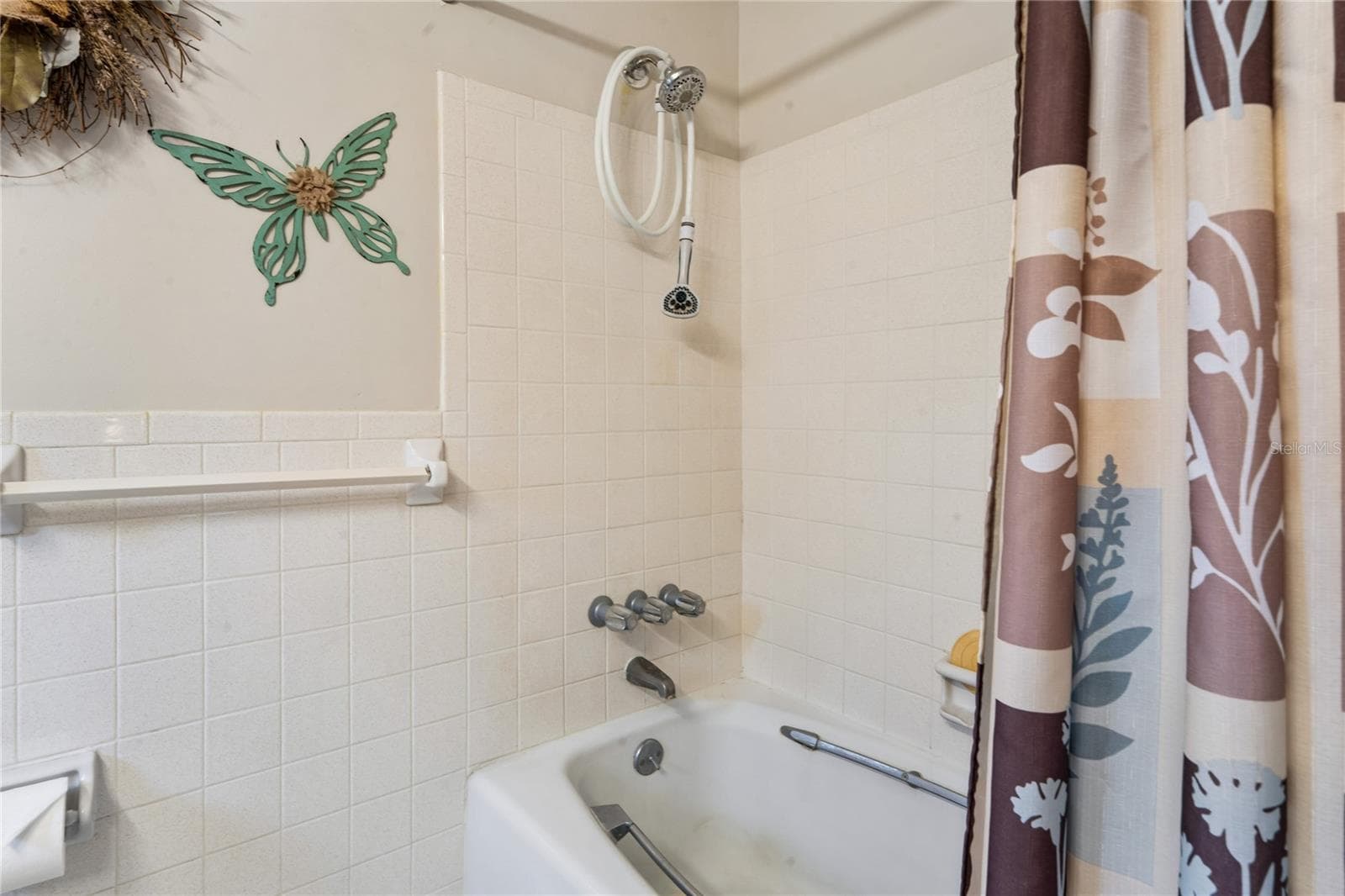 Single Family Residence at 7106 PALISADE DR, PORT RICHEY, photo 25 of 51