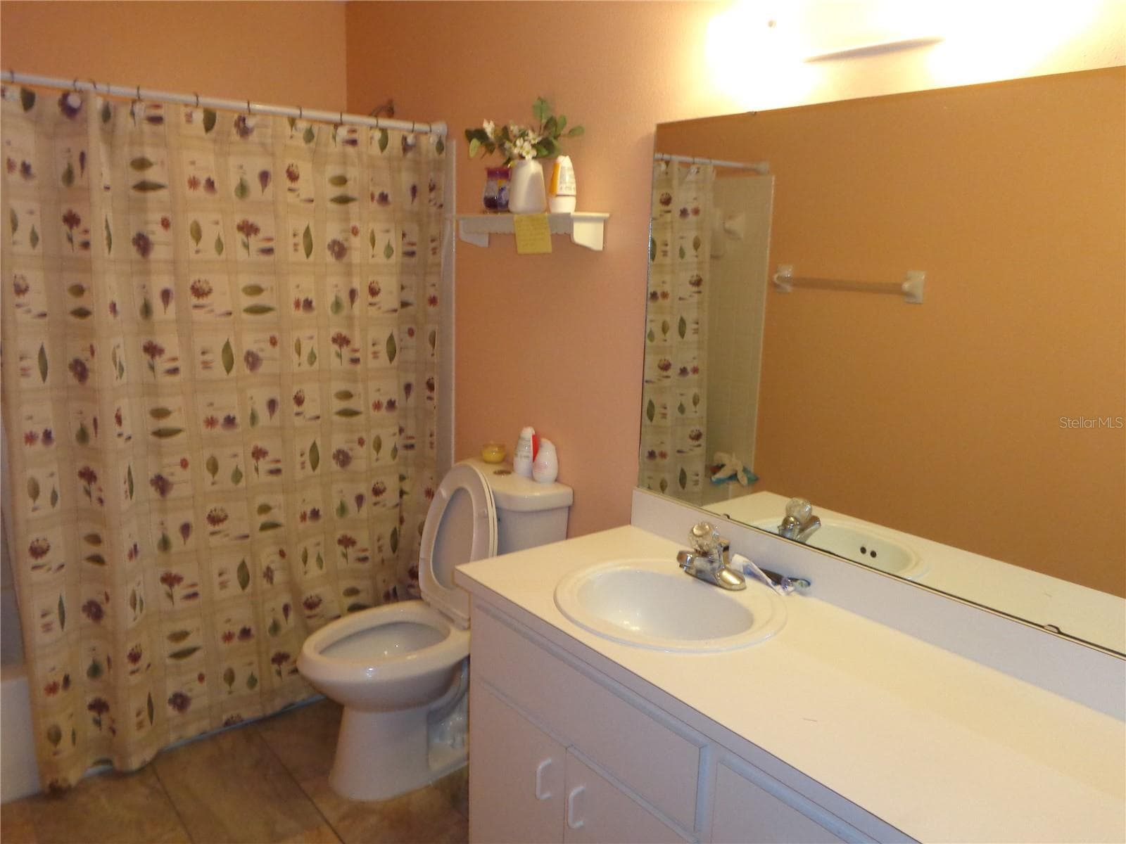 Bathroom guest 1 - 9661 SW 95TH CT #B, OCALA