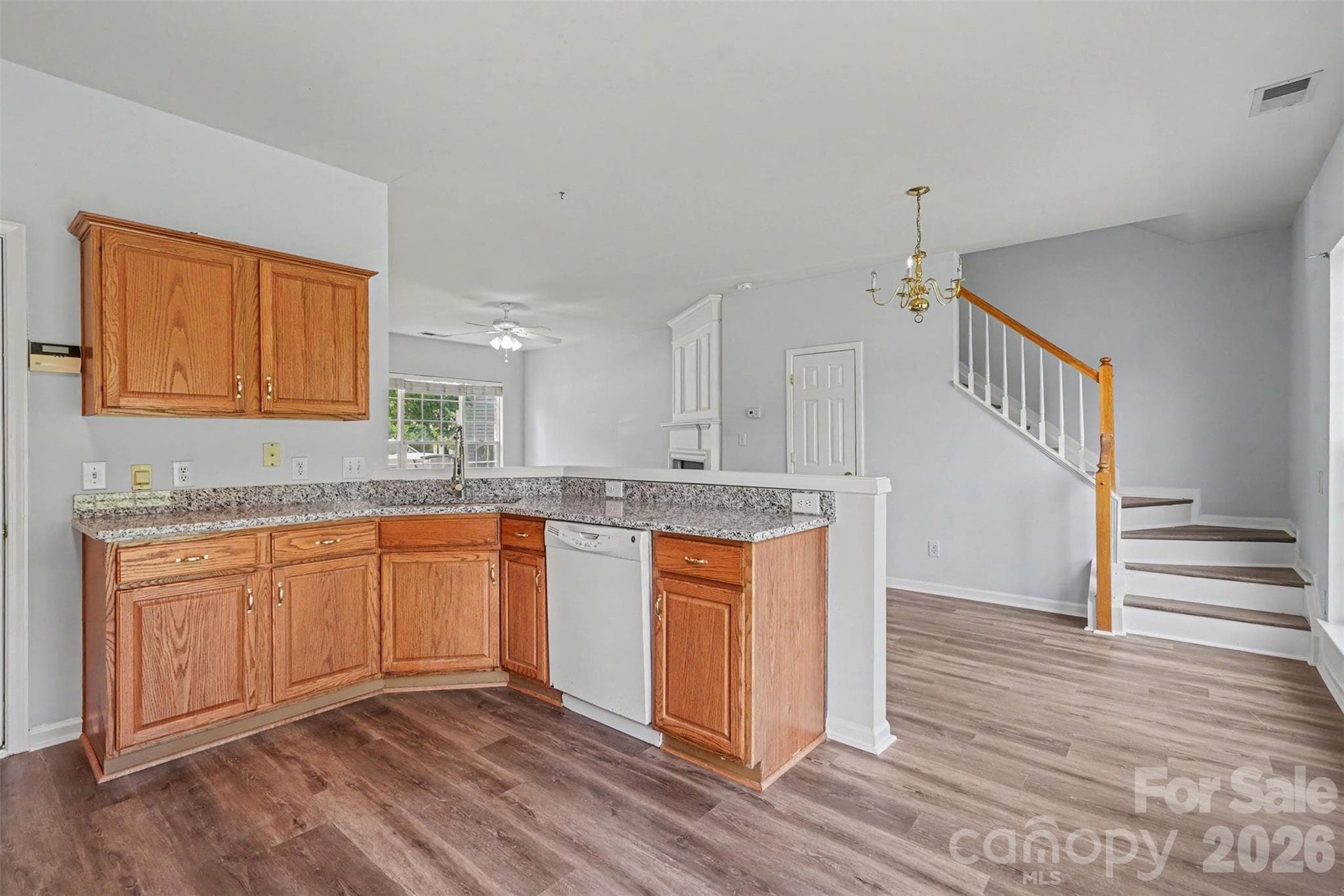 Single Family Residence at 2410 Normancrest Court, Charlotte, photo 8 of 23
