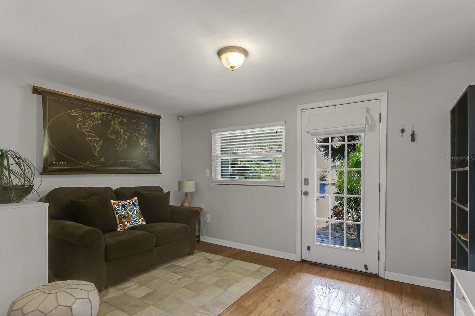 Foyer/Den - 918 W BRADDOCK ST, TAMPA