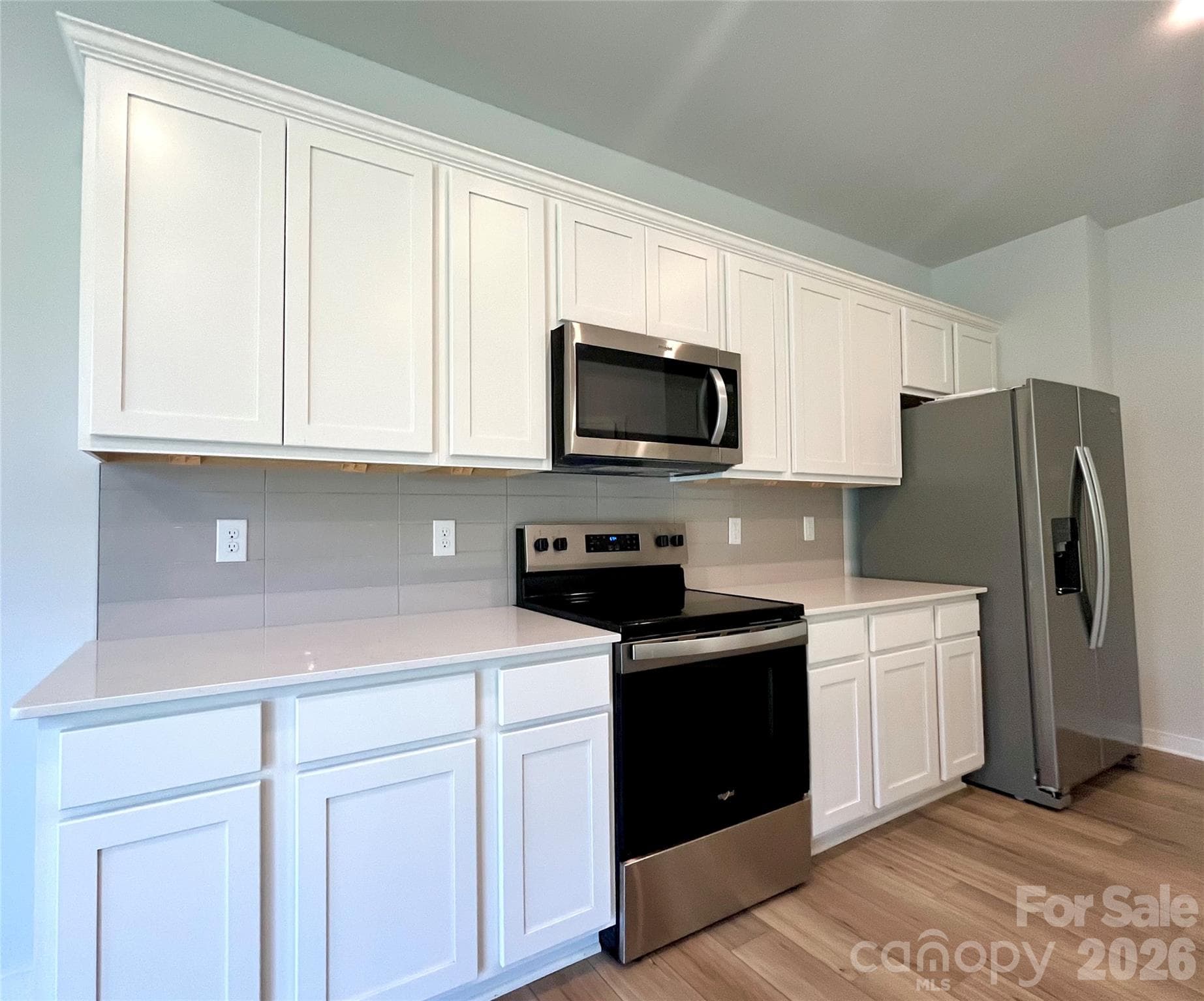 Single Family Residence at 307 Bezelle Avenue, York, photo 16 of 42